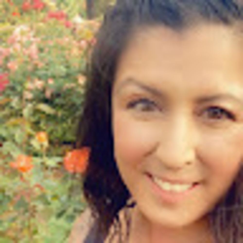 Meet your Posher, Monica